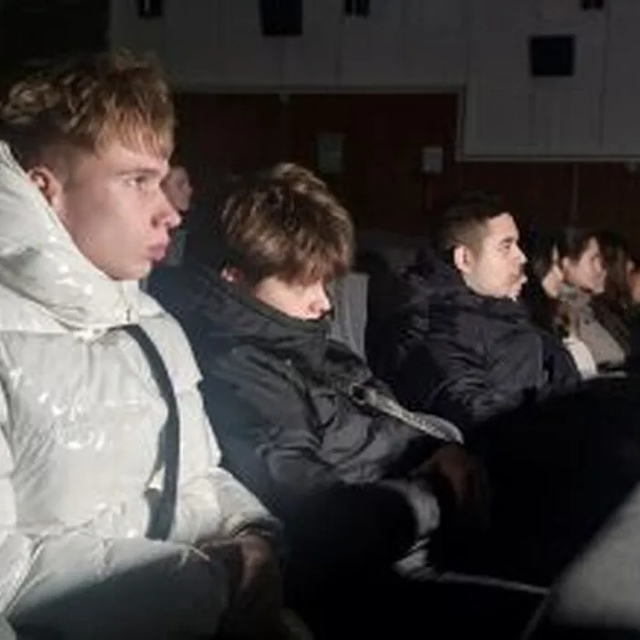 Специальный показ художественного фильма «Зимнее утро»
