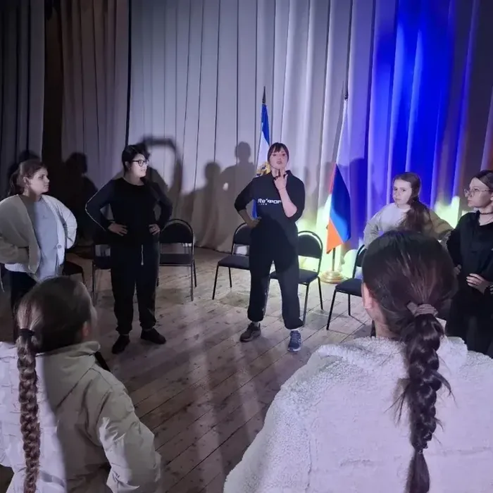 Тарасовка зажигает новые звезды: Актерский мастер-класс «Я-актёр» от мэтров Херсонского театра