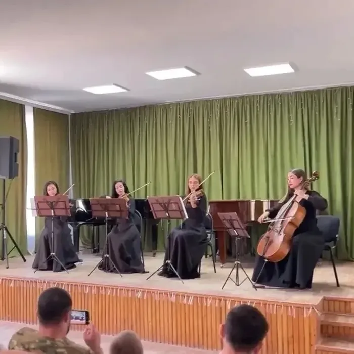 В Аскании-Нова коллектив камерного оркестра херсонской филармонии представил культурно-патриотическую программу